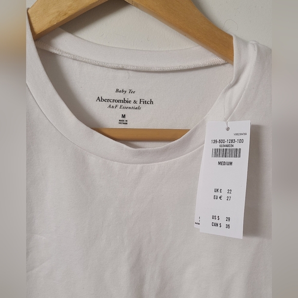 NWT Abercrombie Essential Tuckable Baby Tee - Picture 3 of 3